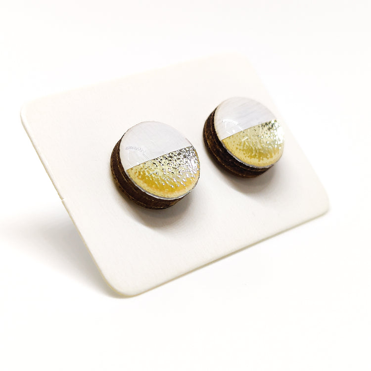 white and gold faux hammered metal two toned stud earrings by candi cove designs everyday simple stud earrings for sensitive ears