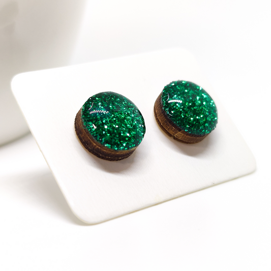 emerald sparkle stud earrings by candi cove designs everyday simple stud earrings for sensitive ears